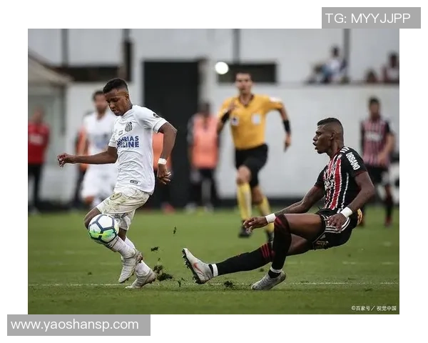 桑托斯拉古纳主场迎战华雷斯期待精彩对决与激烈竞争